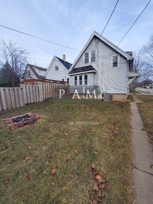 Building Photo - 1114 16th Ave