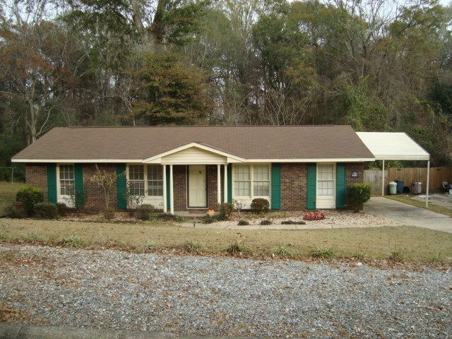 Primary Photo - Brick 3bedroom/2bathroom home