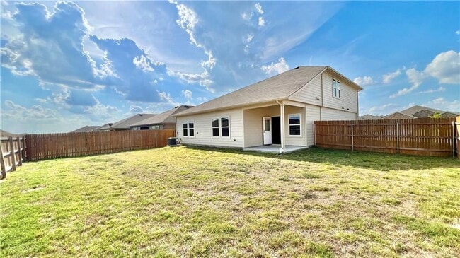 Building Photo - 5913 Shanjia Dr