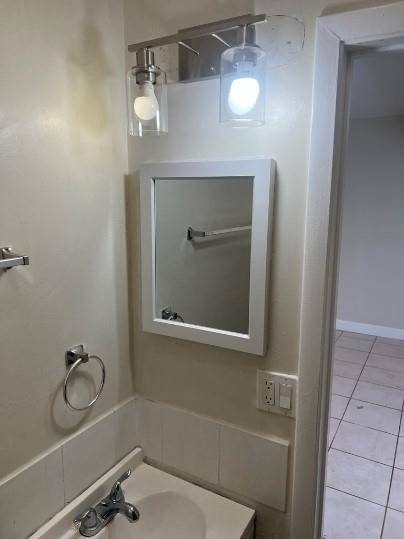 Building Photo - 1437 NE 56th St