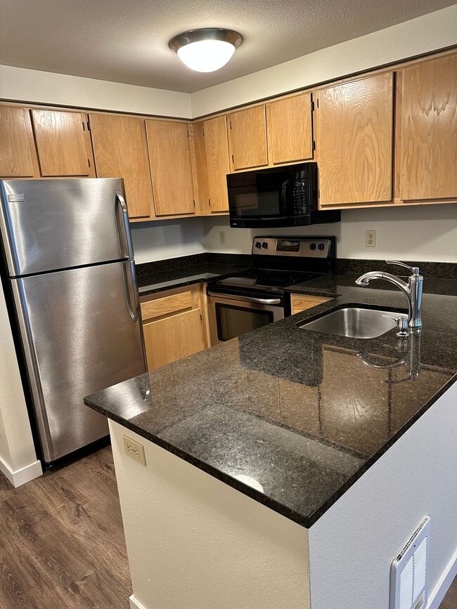 Interior Photo - Watermarke Apts.