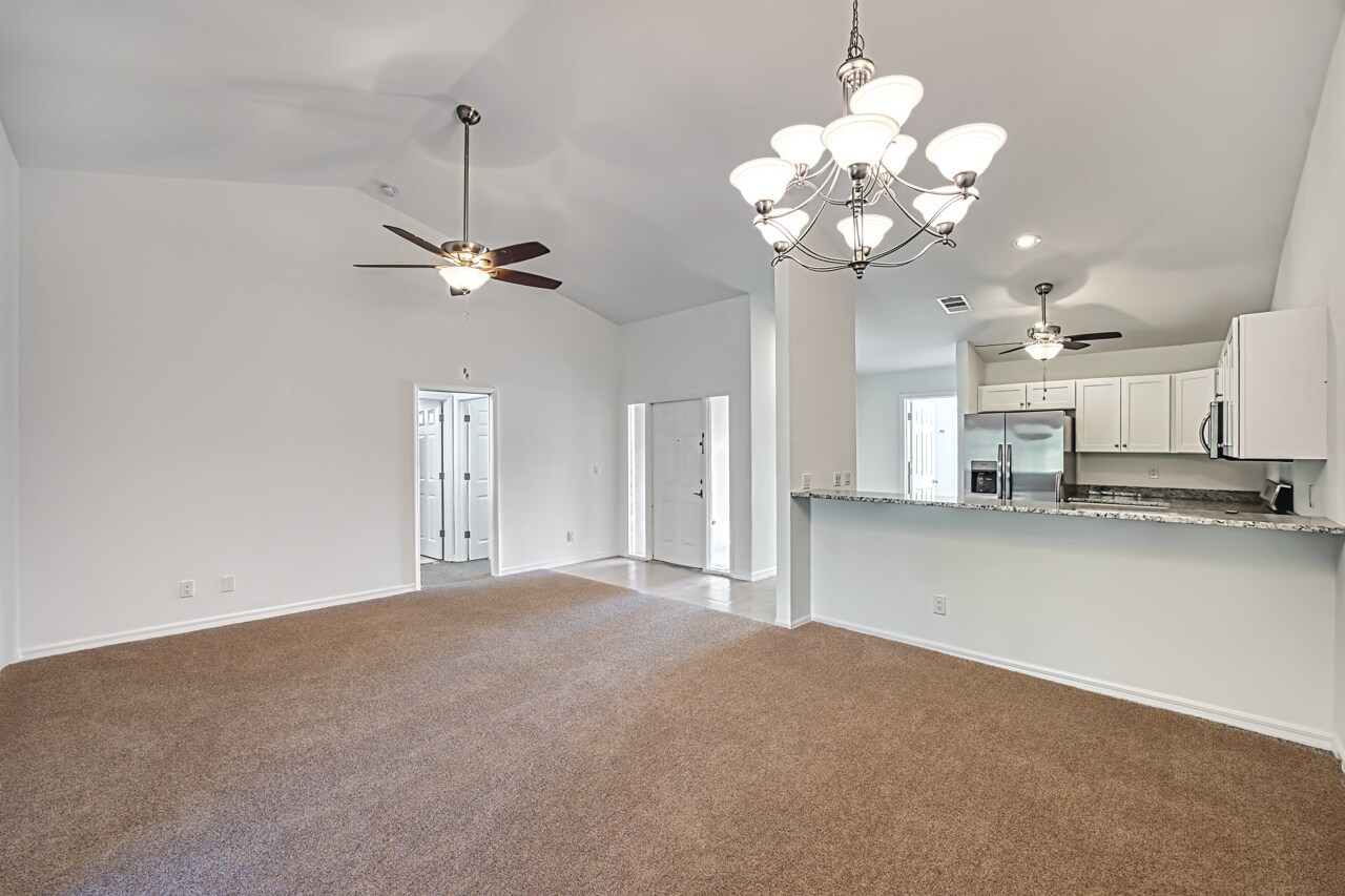 Building Photo - 16840 Sanibel Sunset Ct