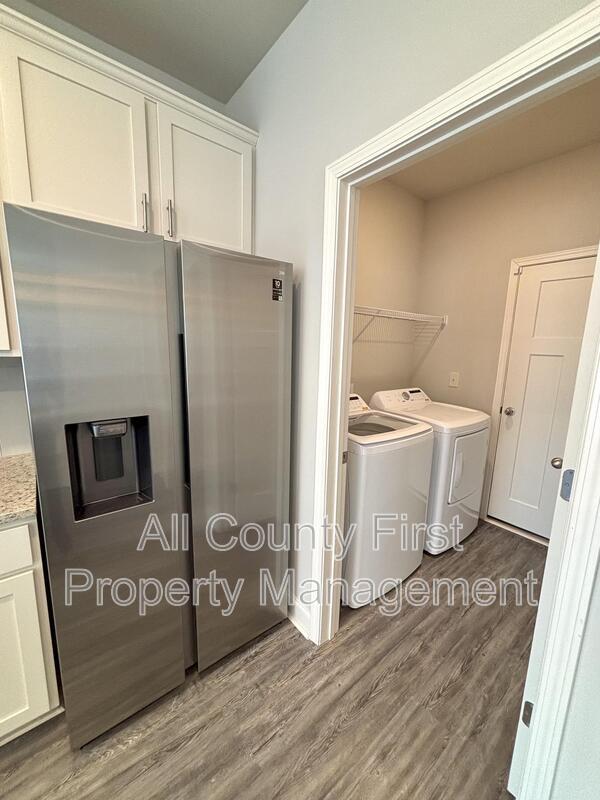 Building Photo - 1380 Sugar Glen Ct