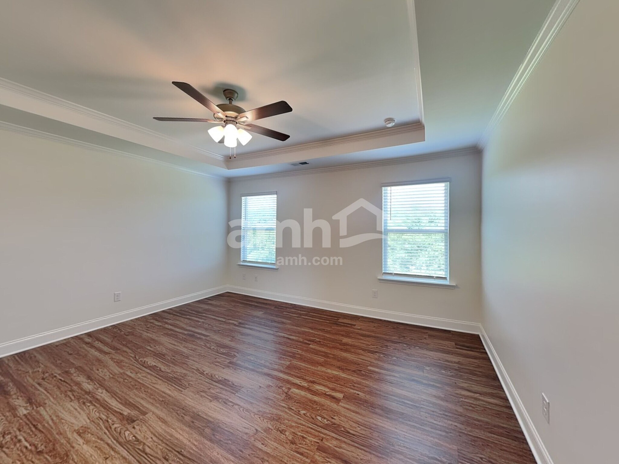 Building Photo - 184 Larragan Dr