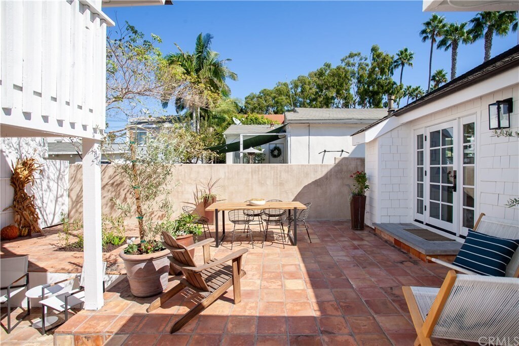 Building Photo - 509 Goldenrod Ave