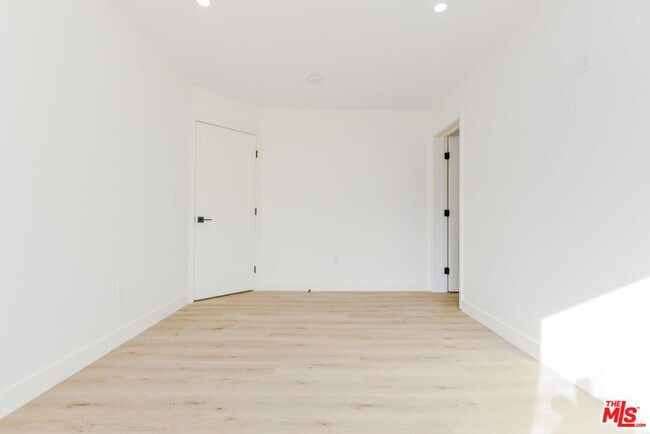 Building Photo - 1739 252nd St