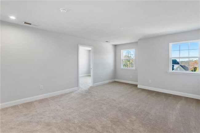 Building Photo - 425 Greyfield Dr