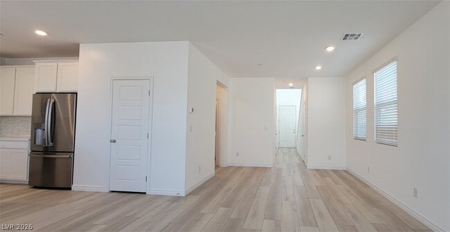 Building Photo - 3734 Rosy Carina Pl