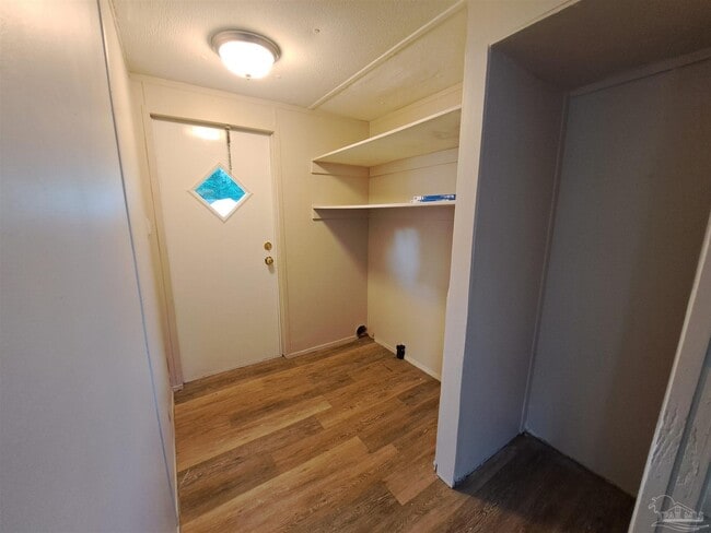 Building Photo - 2821 Hillcrest Ave