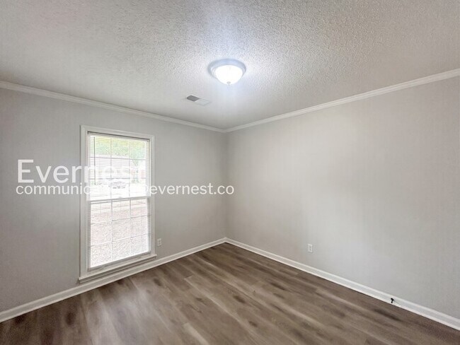 Building Photo - 4176 Chesapeake Way