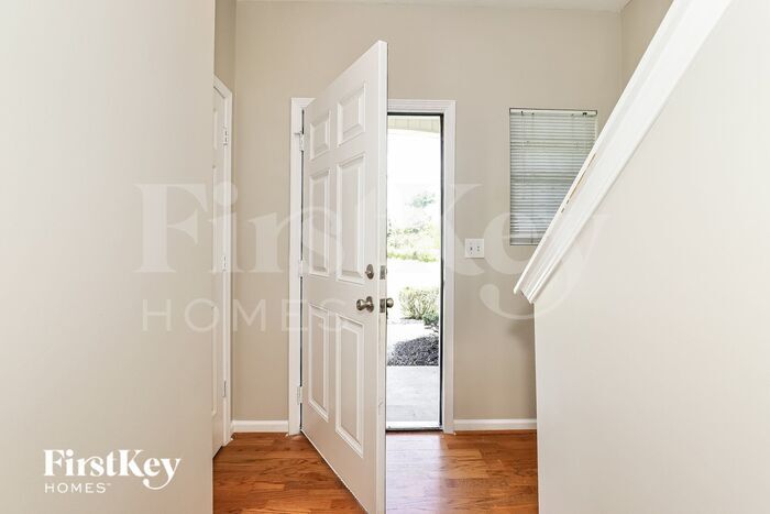 Building Photo - 2140 Lauren Woods Dr
