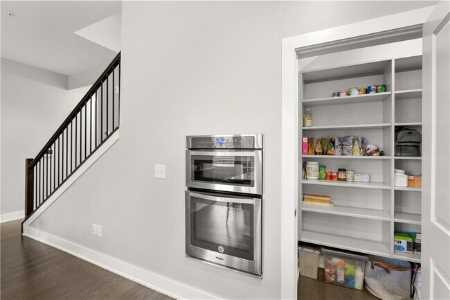Building Photo - 6683 Cadence Blvd