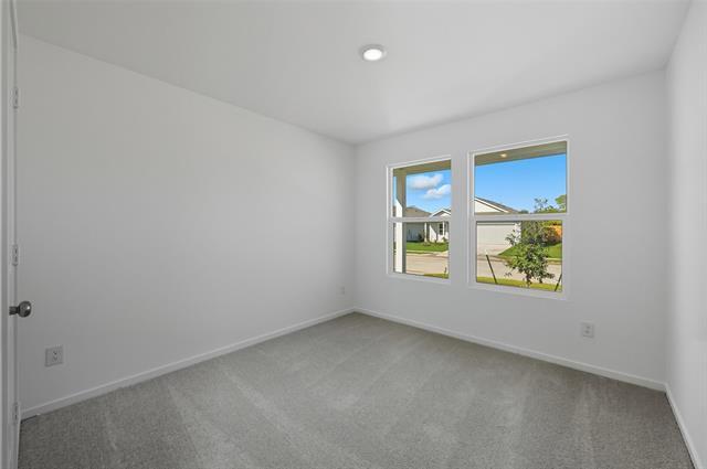 Building Photo - 6733 Haines Dr