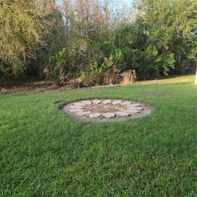 Building Photo - 3048 Chessington Dr