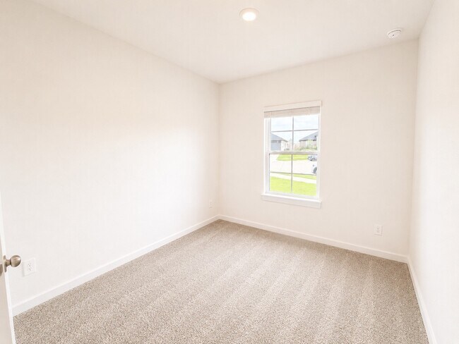 Building Photo - 7807 Acqua Pulita Ln