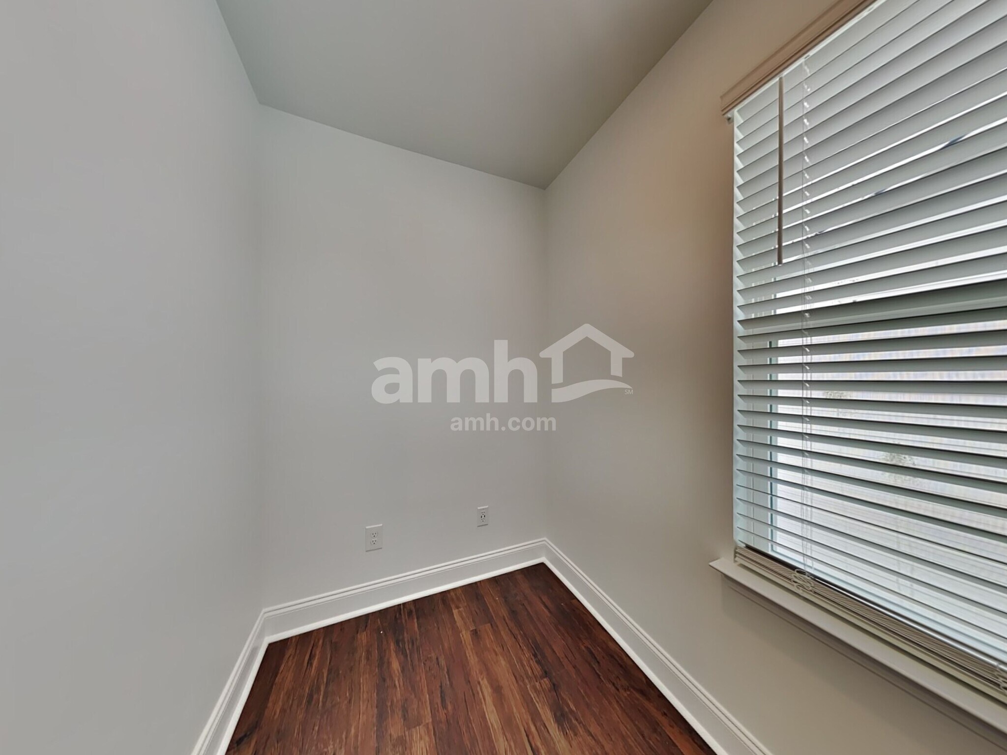 Building Photo - 547 Plumeria Ln