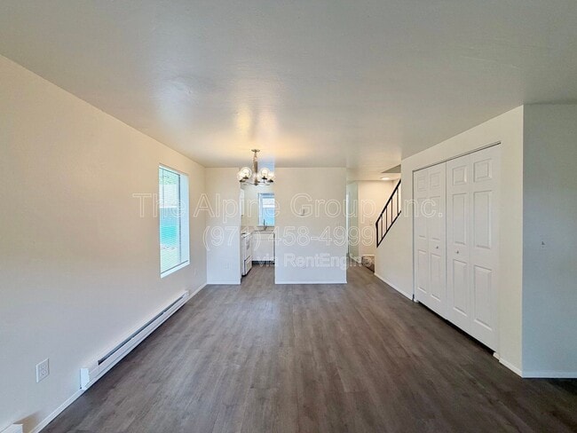 Building Photo - 3800 NW Chemult Pl