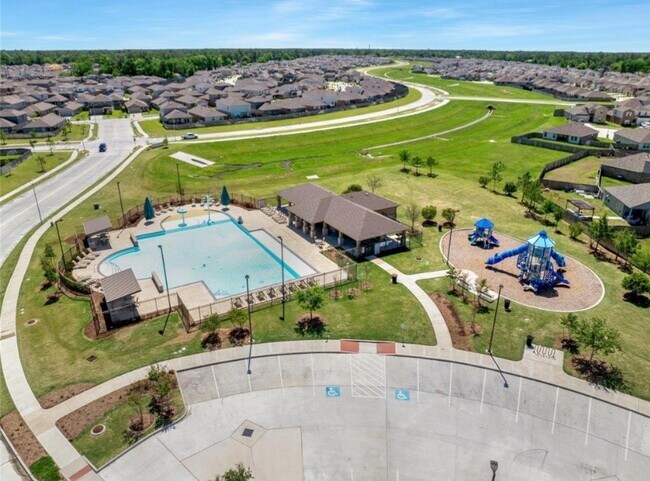 Building Photo - 22506 Goose Pasture Ln