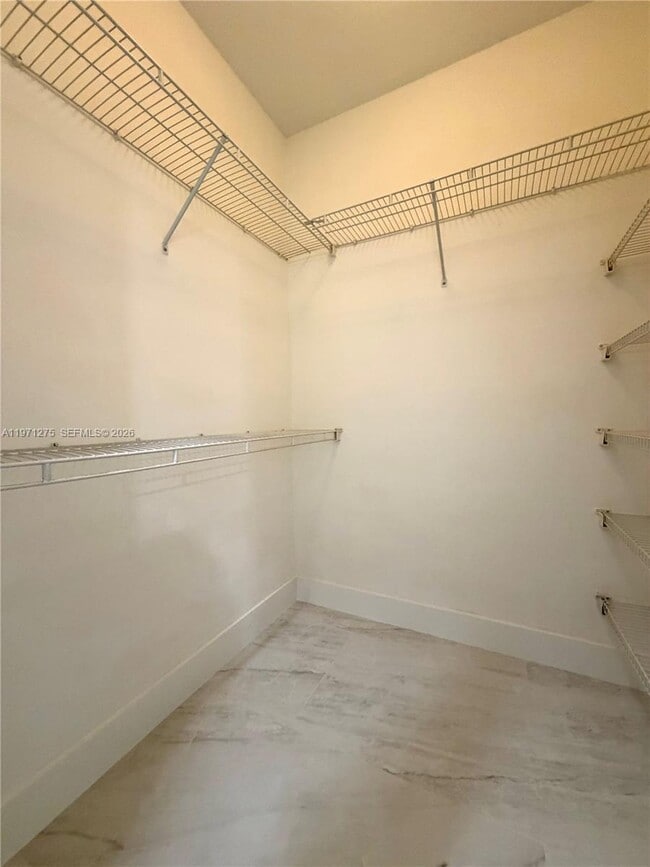 Building Photo - 4402 SW 160th Ave