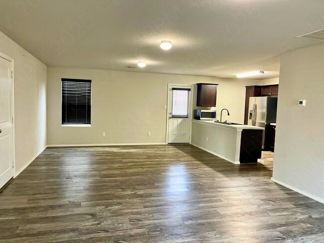 Building Photo - Move-In Special. 1 Month Free Rent with a 16-month lease
