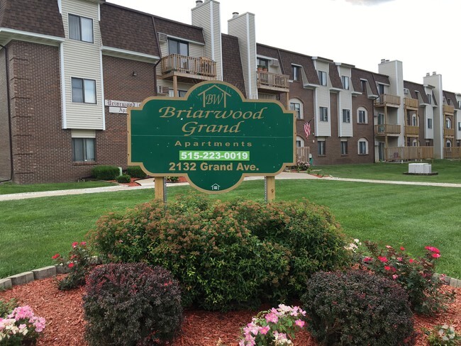 Building Photo - Briarwood Grand Apartments