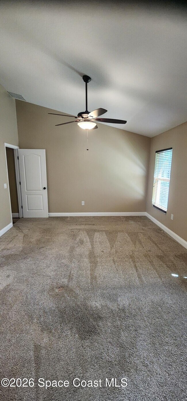 Building Photo - 428 Heathrow Cir
