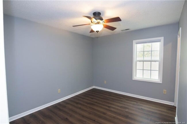 Building Photo - 2228 Spindletree Dr