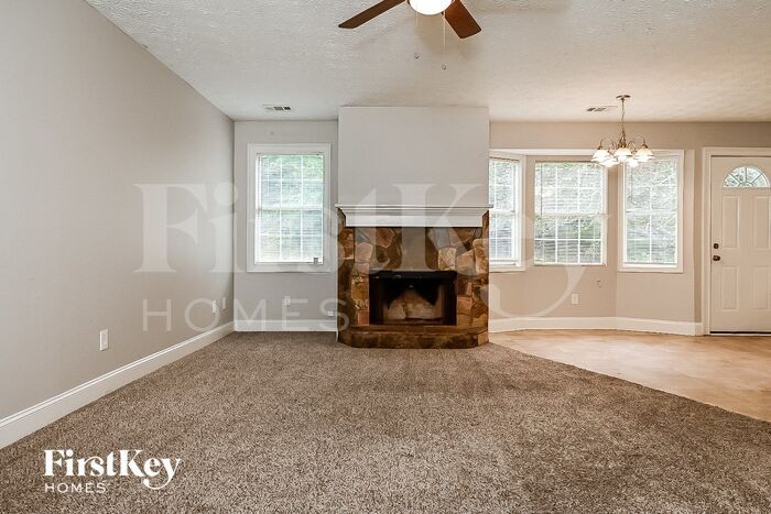 Building Photo - 75 Countryside Ln