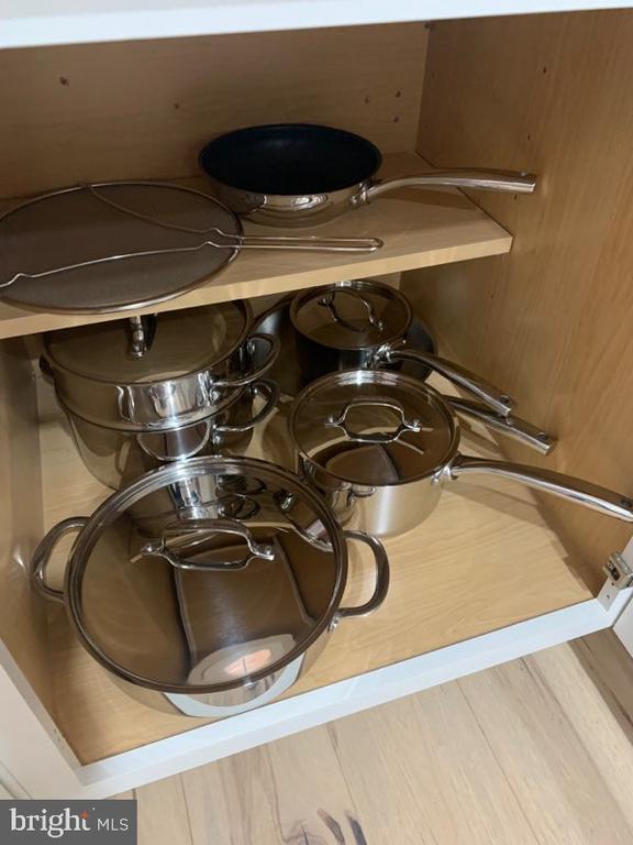 Building Photo - 1408 21st St NW