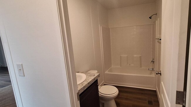 Building Photo - 1190 S Mojave Rd