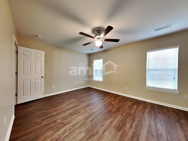 Building Photo - 5277 Copley Cir
