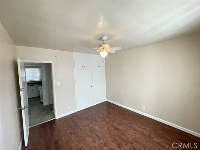 Building Photo - 5636 Willowcrest Ave