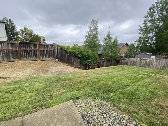 Building Photo - 660 Callahan Dr