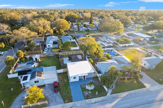 Building Photo - 5318 9th Ave N