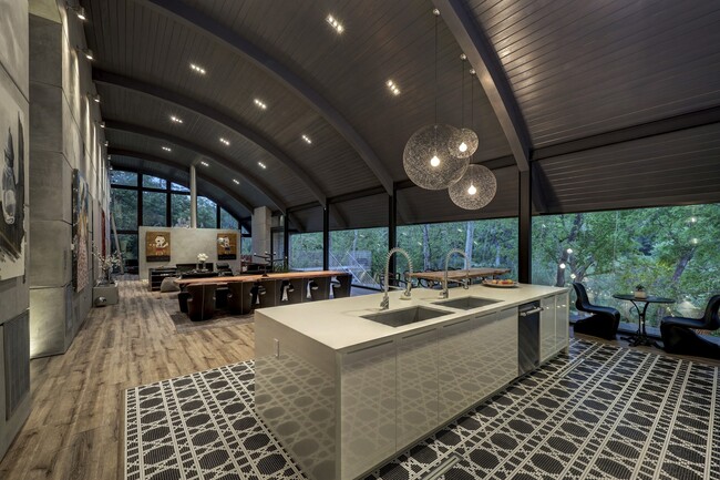 Building Photo - 5111 Bayou Timber Ln
