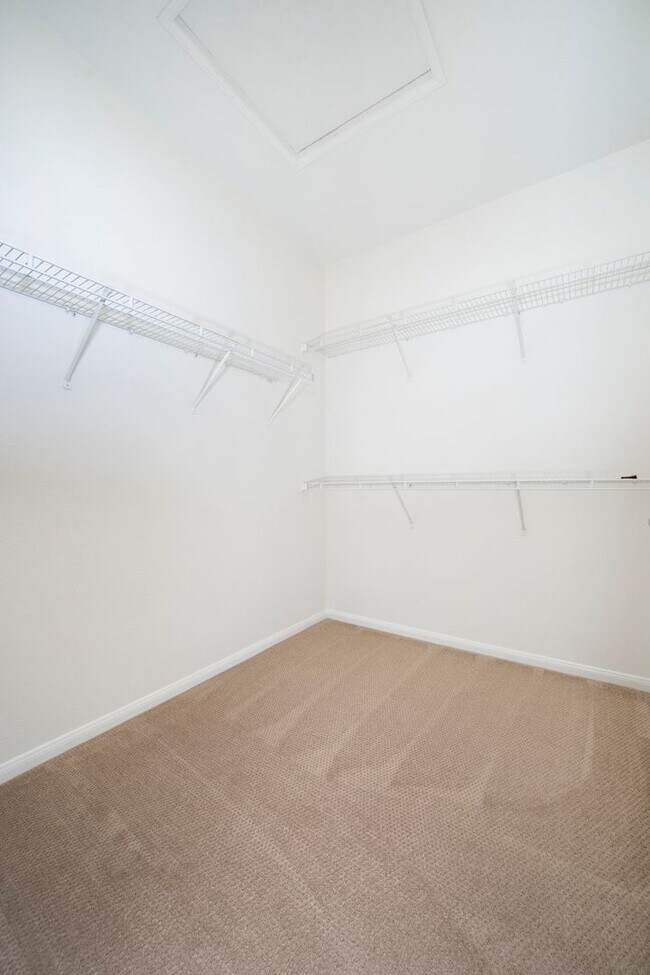 Building Photo - Charming Single Level Home in Oceanside