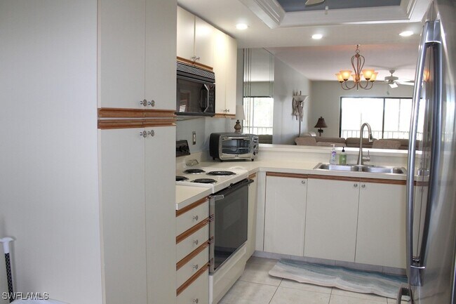 Building Photo - 16500 Kelly Cove Dr