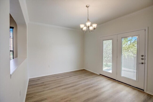 Building Photo - 6800 Sunderland Trail