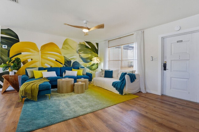 Building Photo - 3201 Southern Pkwy W