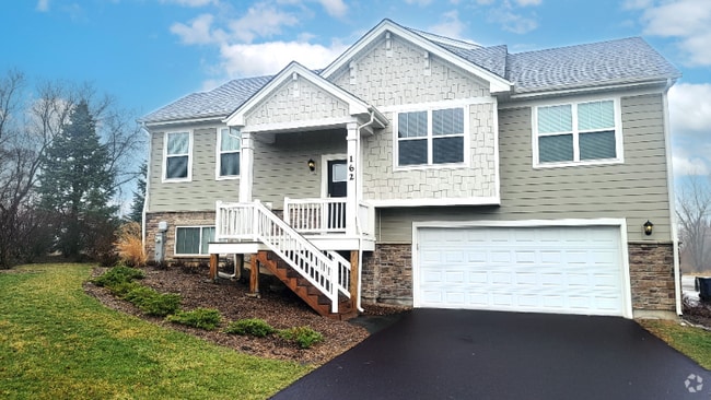 Building Photo - 162 Goldenrod Dr