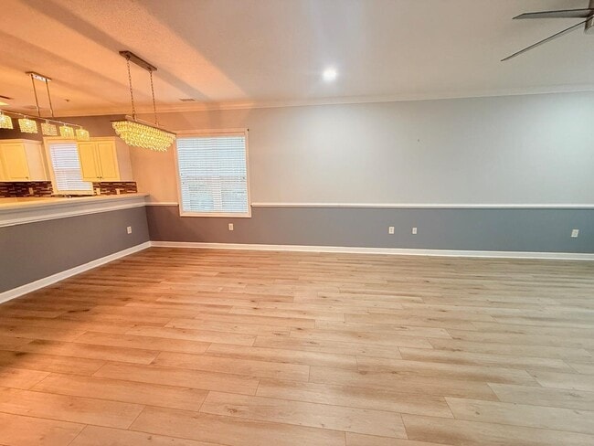 Building Photo - 330 Kiskadee Loop