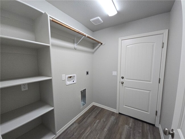 Building Photo - 2951 E Colina Cerbat