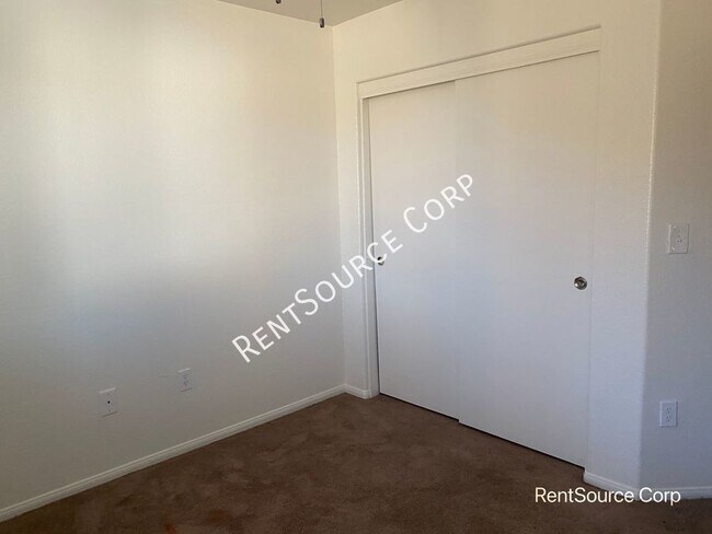 Building Photo - 34675 Pso Del Valle