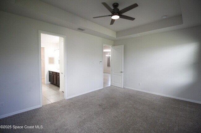 Building Photo - 3039 Burghley Park Way