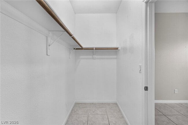 Building Photo - 10 Vicolo Sebino