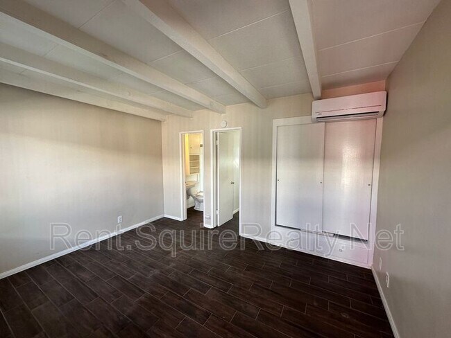 Building Photo - 1015 N Azusa Ave