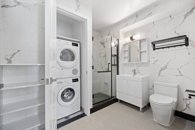 Building Photo - 2491 Ocean Ave