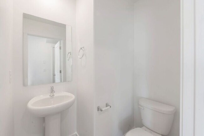 Building Photo - BRAND NEW LUXURY ROW END TOWNHOUSE W 2 CAR GARAGE