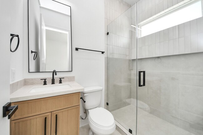Building Photo - 4607 Gunter St