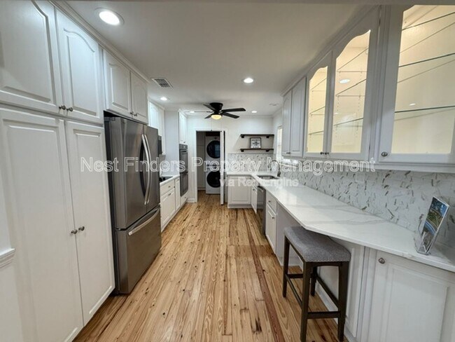 Building Photo - 1455 Riverbirch Ln